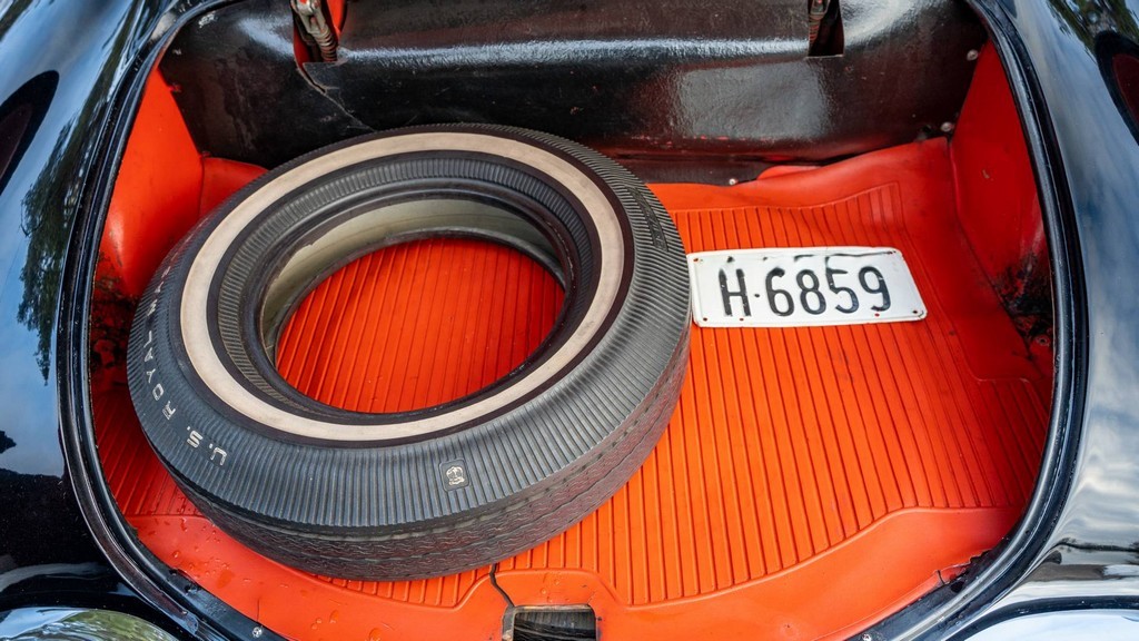 1958 Chevrolet Corvette - Image 8