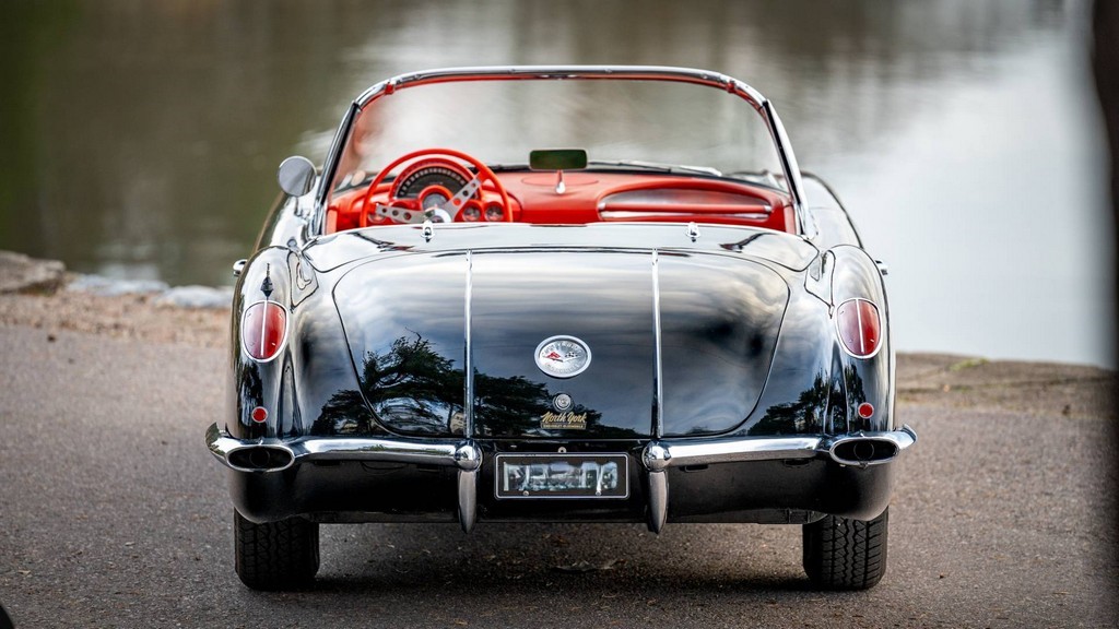 1958 Chevrolet Corvette - Image 17
