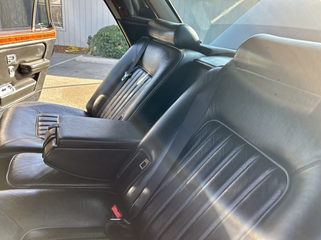 1991 Rolls-Royce Silver Spur II - Image 8