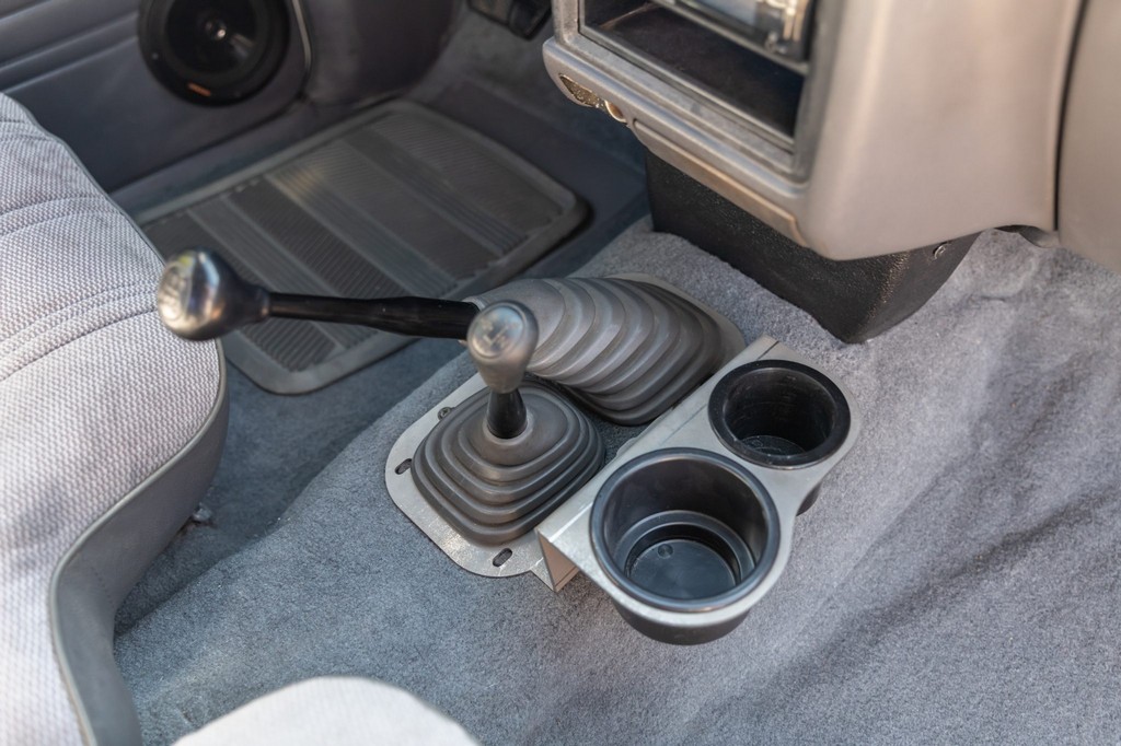 1990 Toyota Pickup XtraCab Deluxe 4×4 - Image 113