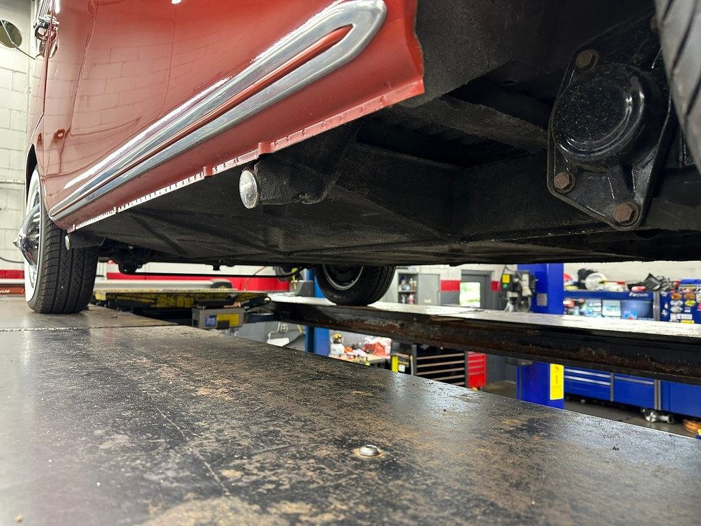 1966 Volkswagen Type 2 21-Window Deluxe Samba - Image 95