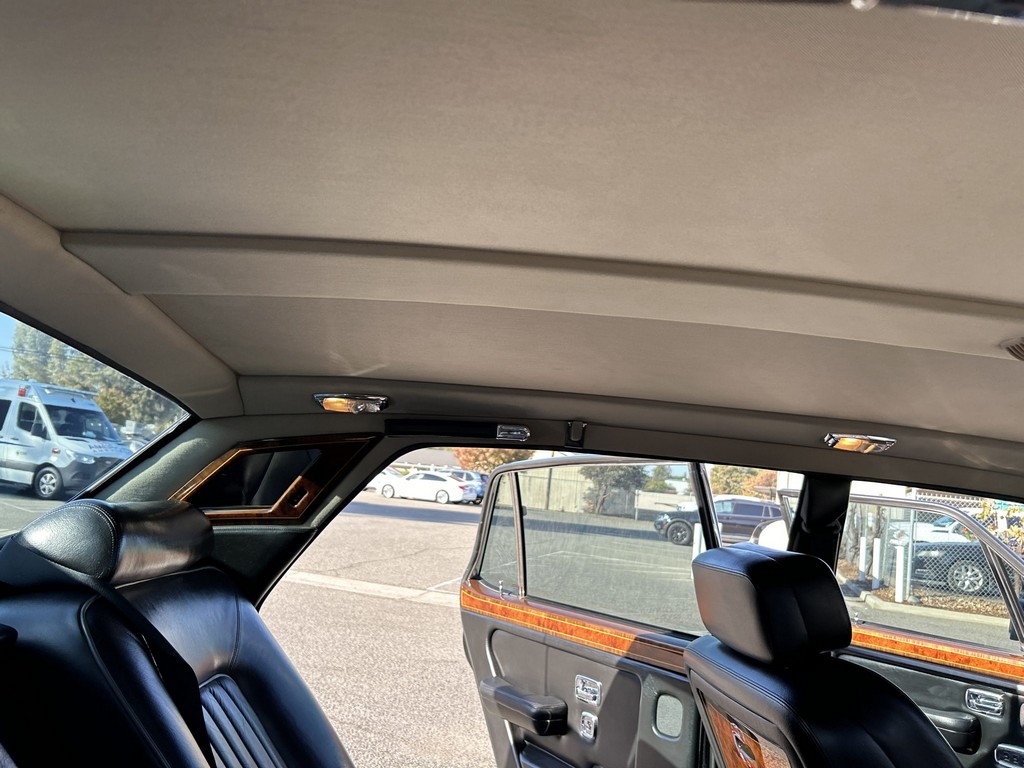 1991 Rolls-Royce Silver Spur II - Image 21