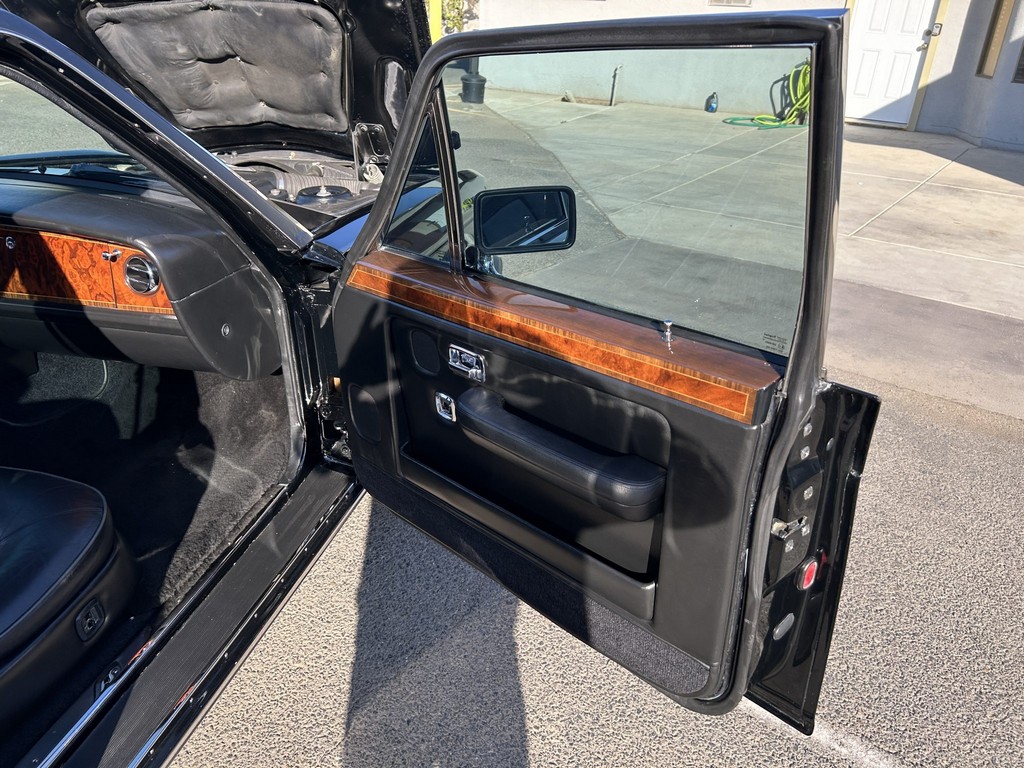 1991 Rolls-Royce Silver Spur II - Image 25