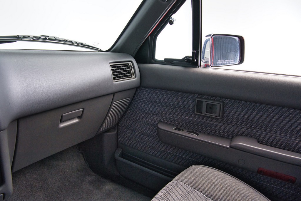 1994 Toyota Pickup XtraCab SR5 V6 4×4 - Image 85