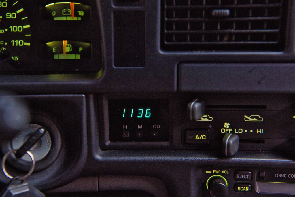 1994 Toyota Pickup XtraCab SR5 V6 4×4 - Image 90