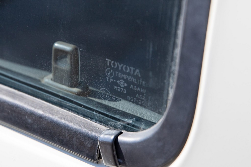 1990 Toyota Pickup XtraCab Deluxe 4×4 - Image 137