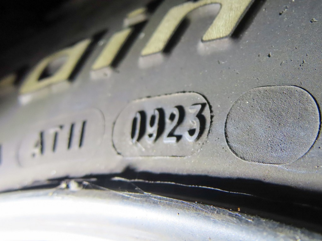 1991 Land Rover Defender 90 - Image 165