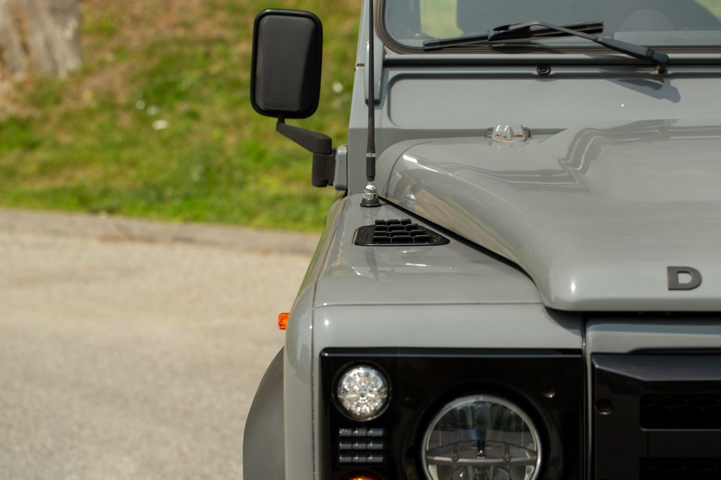 1991 Land Rover Defender 90 - Image 178