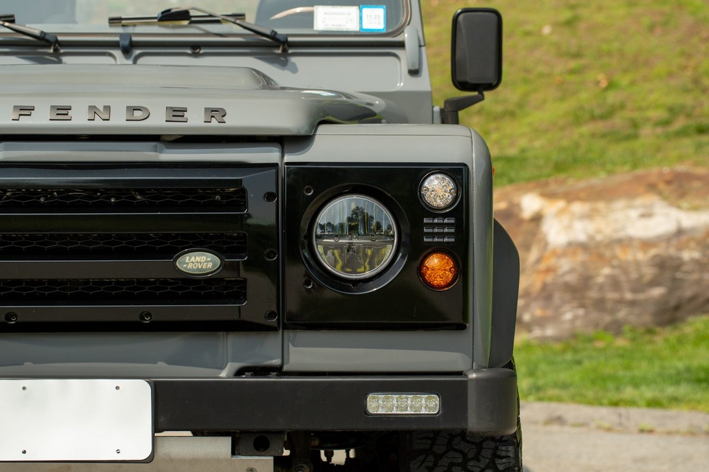 1991 Land Rover Defender 90 - Image 182
