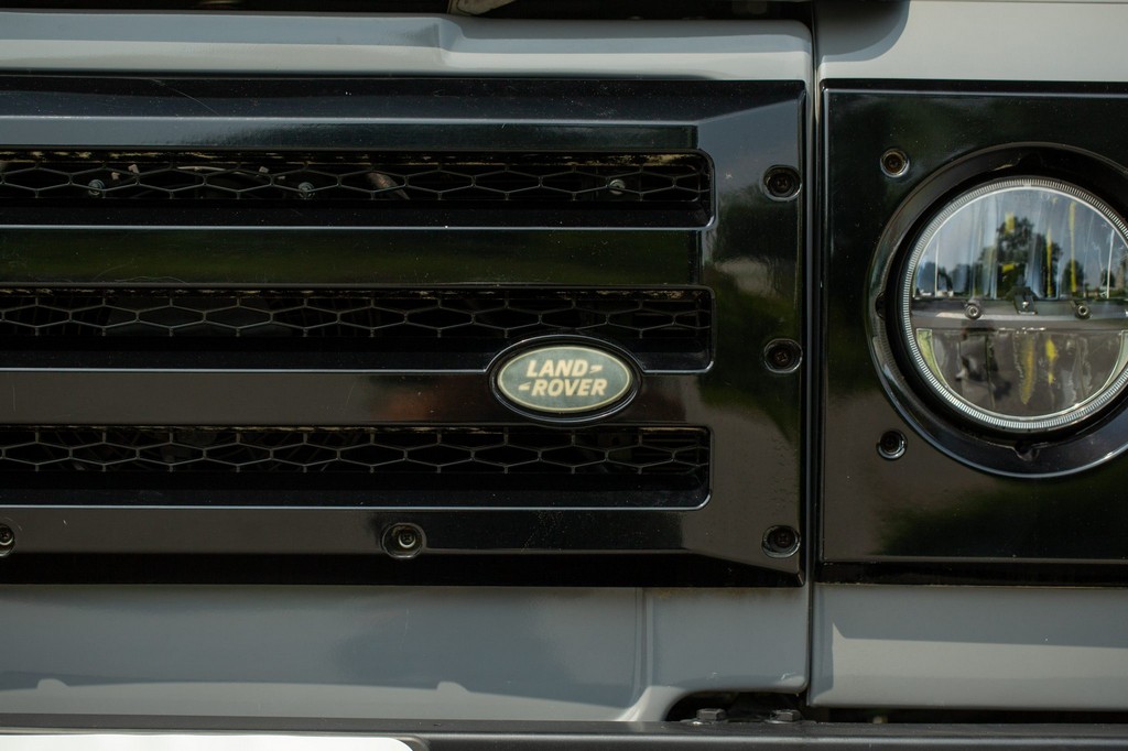 1991 Land Rover Defender 90 - Image 187