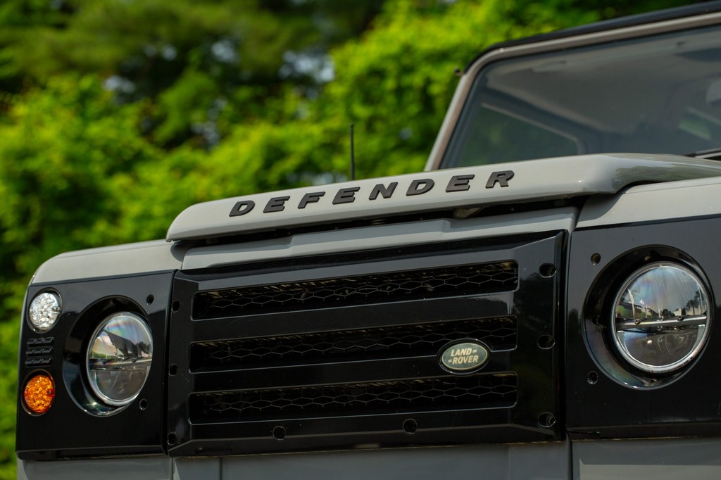 1991 Land Rover Defender 90 - Image 188