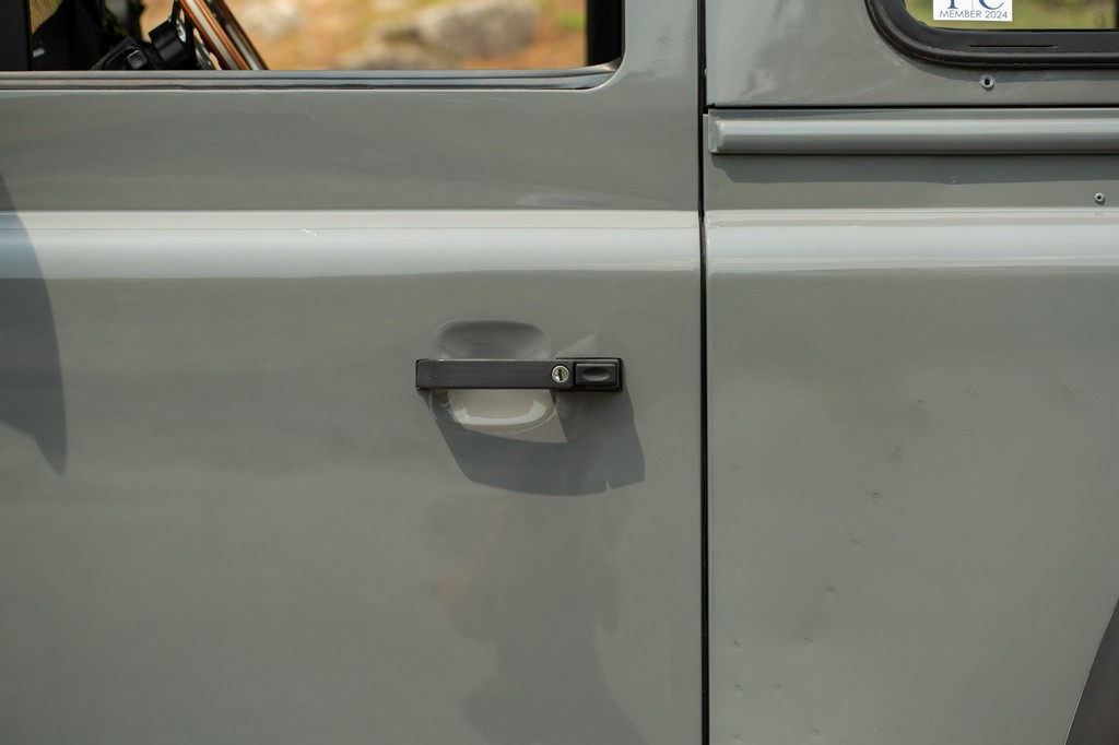 1991 Land Rover Defender 90 - Image 200