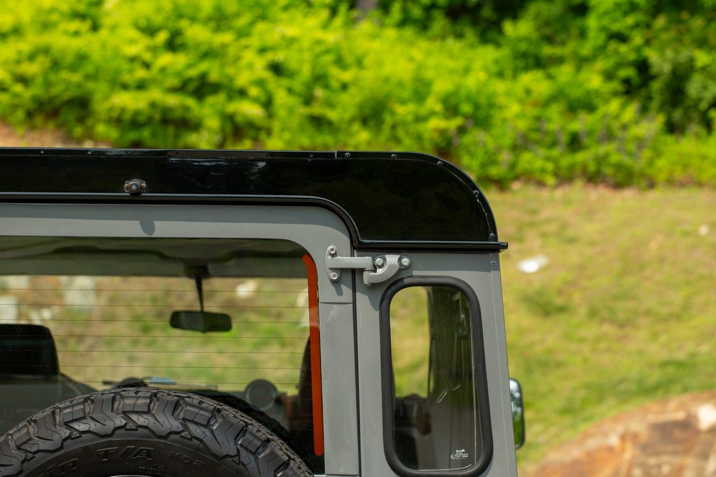 1991 Land Rover Defender 90 - Image 4