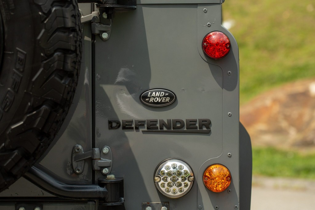 1991 Land Rover Defender 90 - Image 12