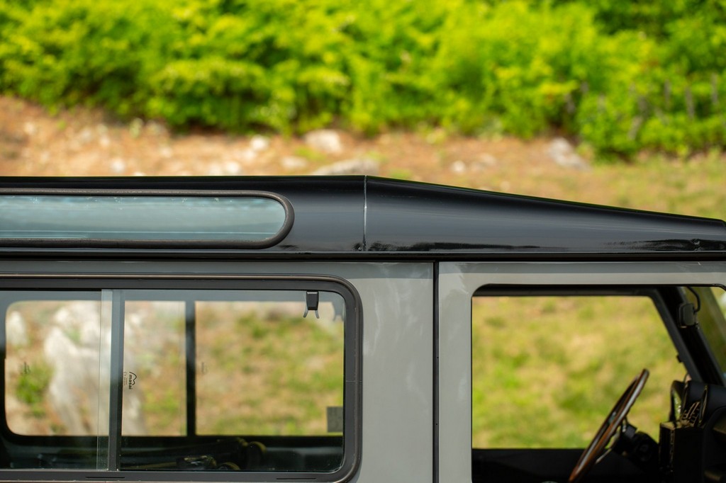 1991 Land Rover Defender 90 - Image 24