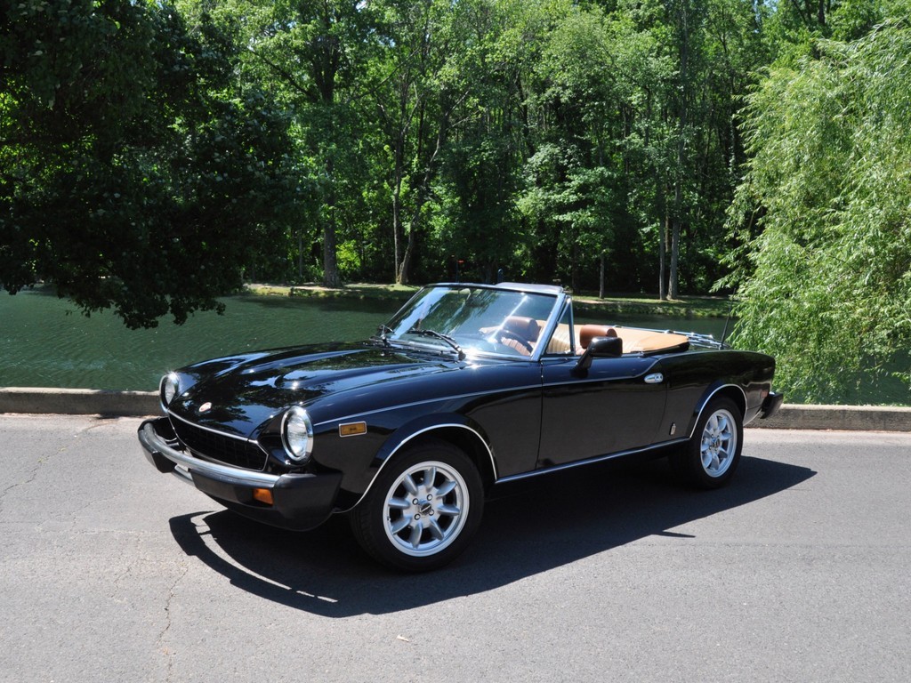 1982 Fiat 124 Spider 2000 - Image 34