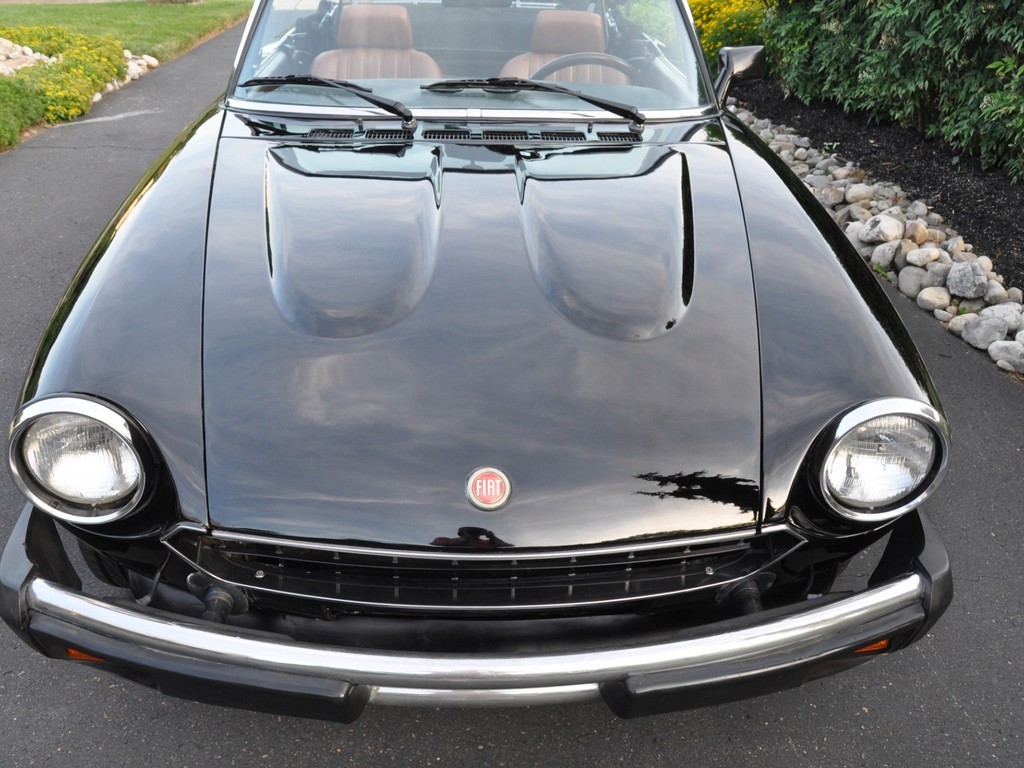 1982 Fiat 124 Spider 2000 - Image 42