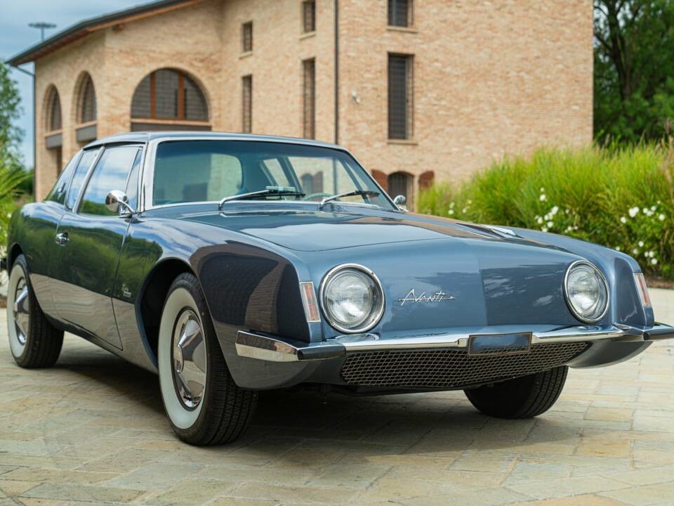 1963 Studebaker Avanti