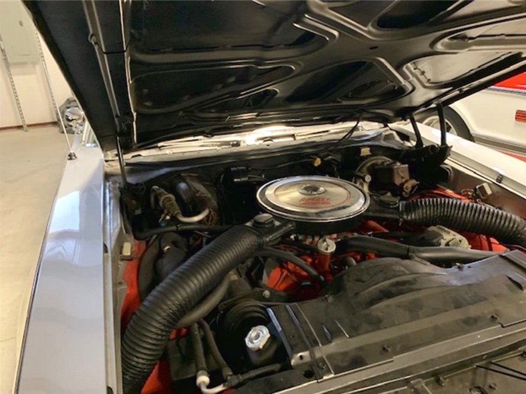 1968 Oldsmobile Hurst - Image 13