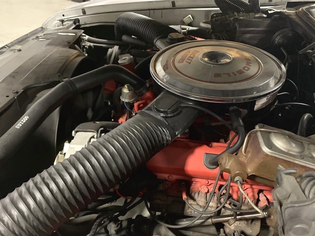 1968 Oldsmobile Hurst - Image 30