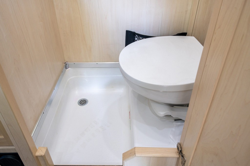 2021 Pleasure-Way Ontour 2.0 – Class B Motorhome on Ford Transit 250, EcoBoost V6 - Image 88