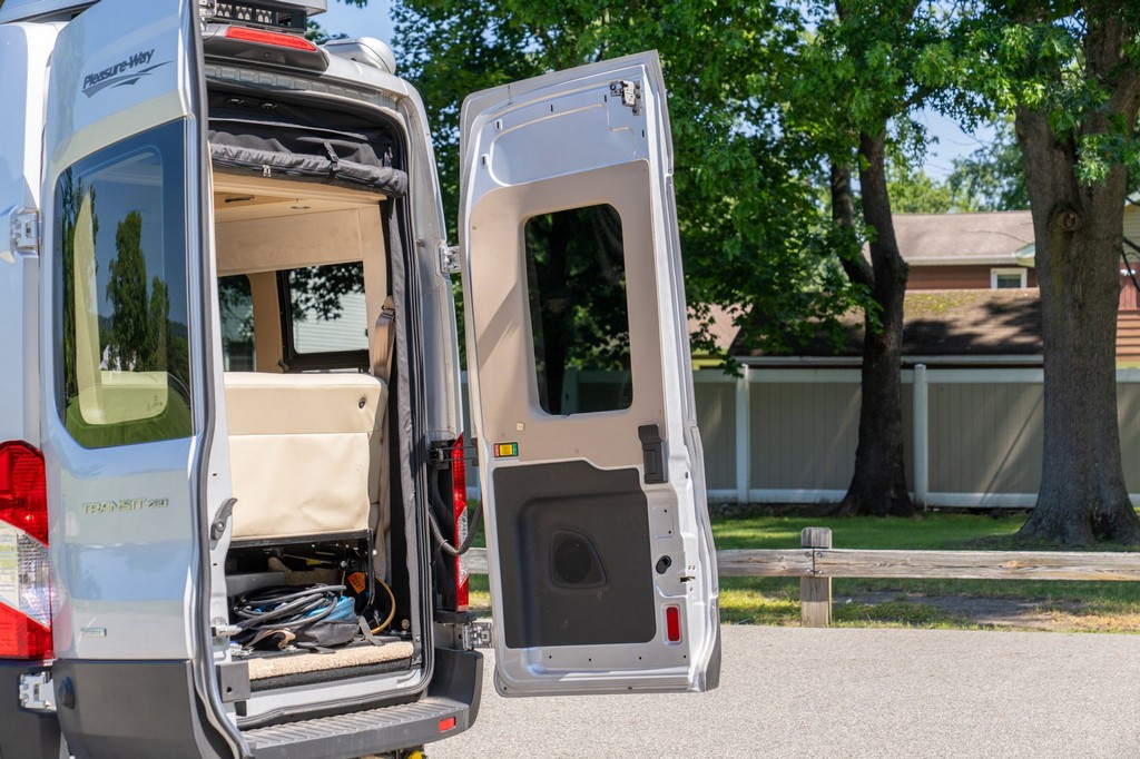 2021 Pleasure-Way Ontour 2.0 – Class B Motorhome on Ford Transit 250, EcoBoost V6 - Image 22