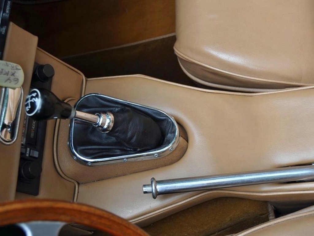 1964 Jaguar E-Type - Image 9