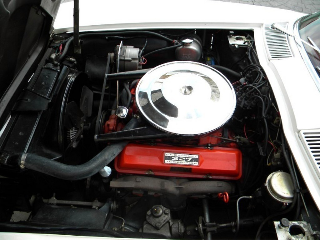 1965 Chevrolet Corvette Sting Ray - Image 26