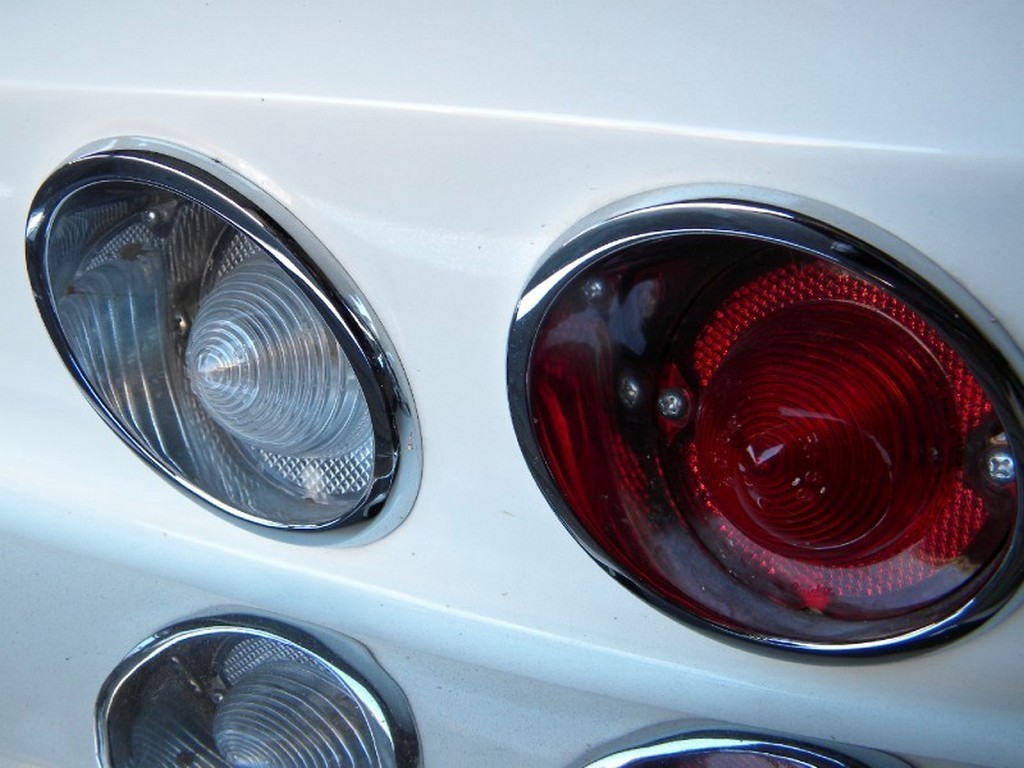 1965 Chevrolet Corvette Sting Ray - Image 46