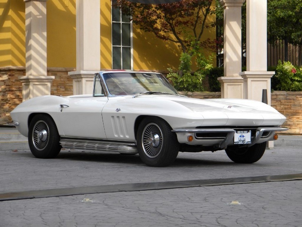 1965 Chevrolet Corvette Sting Ray