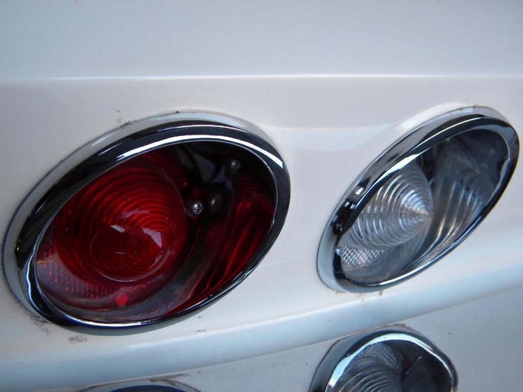 1965 Chevrolet Corvette Sting Ray - Image 64