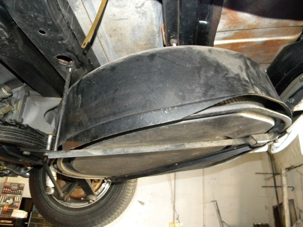 1965 Chevrolet Corvette Sting Ray - Image 13